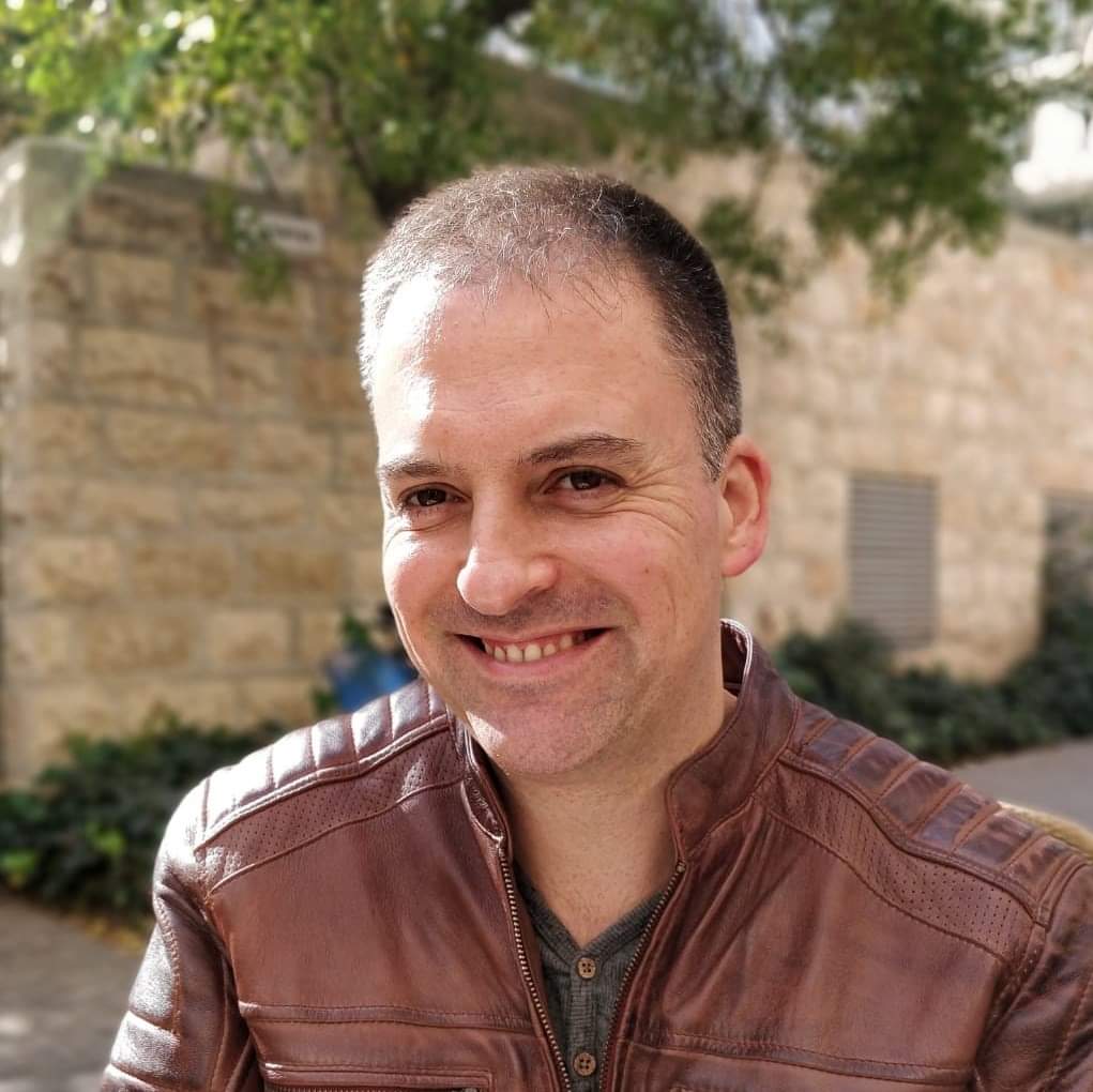 ד"ר רפאל יונתן לאוס